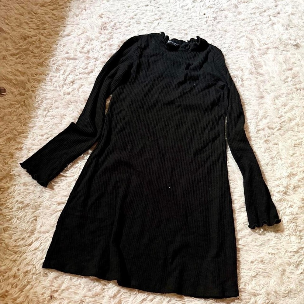 American Eagle Classic Little Black Dress Ruffle Hem Womens S Minimalist Capsule